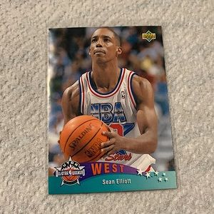 Sean Elliott ‘93 Upper Deck Card No. 439